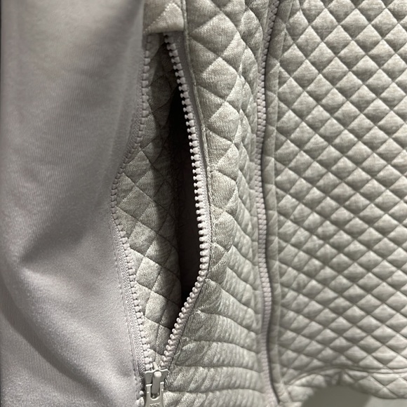 Grey size S New Balance(NB) Fleece Heat Loft - Picture 6 of 9